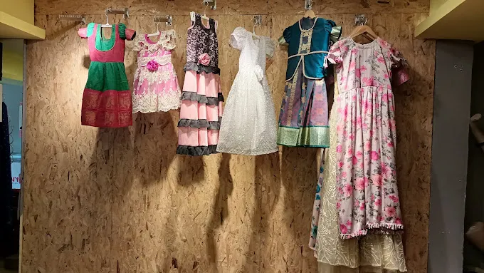 Kavi's Boutique